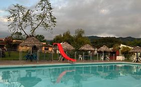 Tacuara Hotel